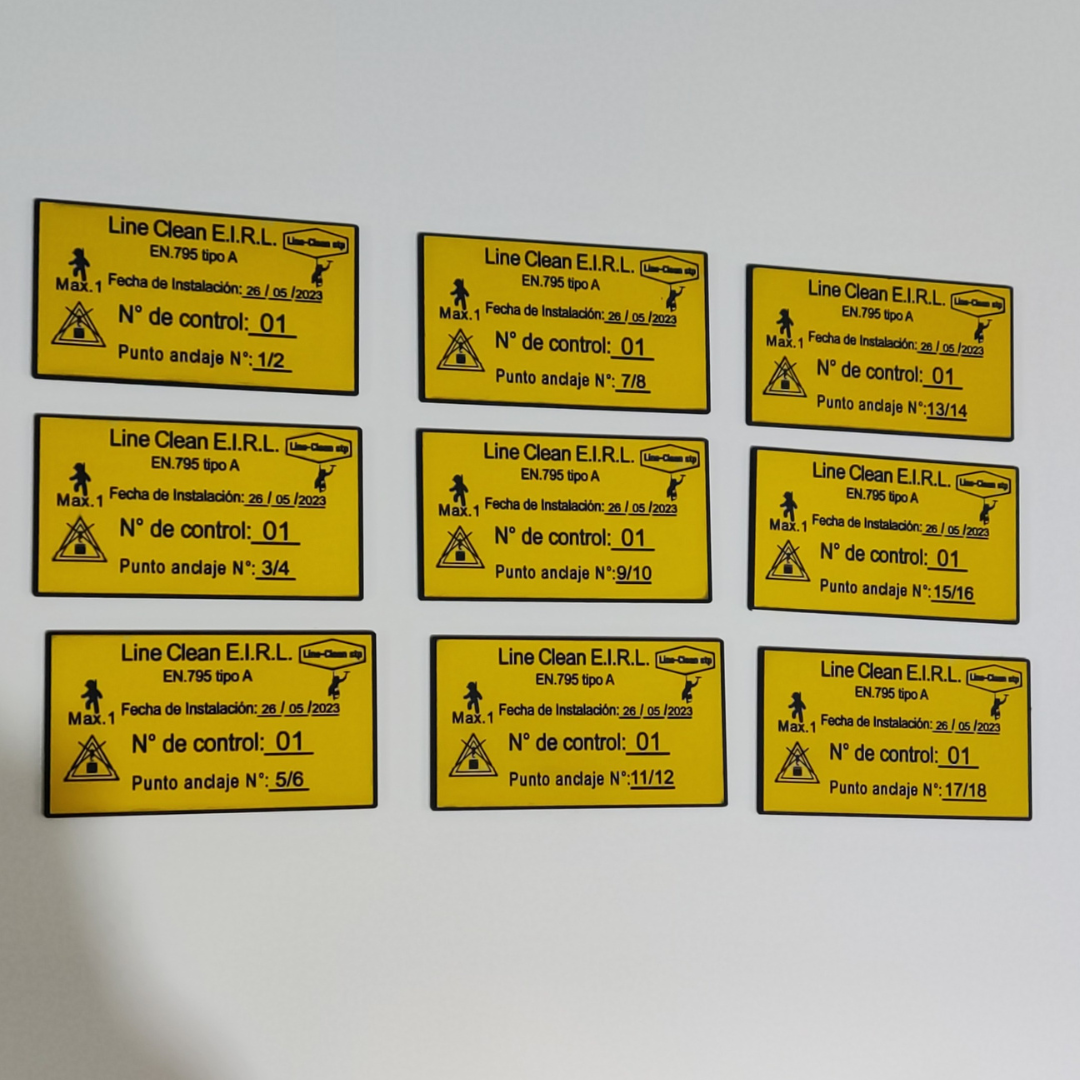 Placas de indentificación en Lamicoid