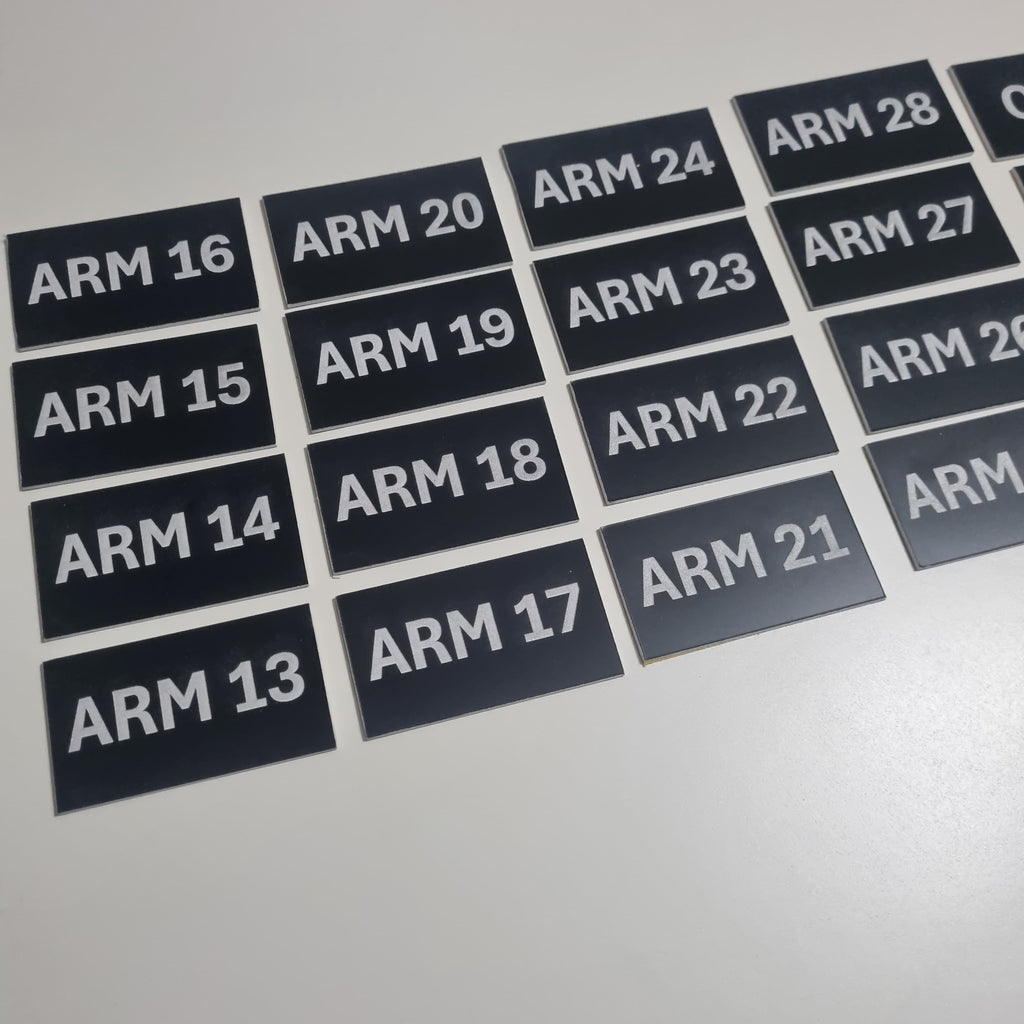 Rótulos en Lamicoid para Tableros Eléctricos | Placas Identificadoras Grabadas